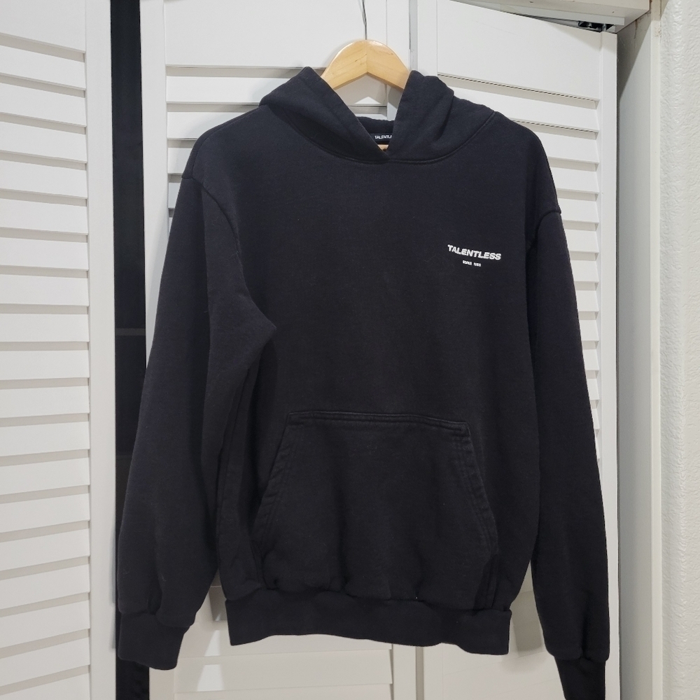 Talentless Hoodie Pullover Sweater M